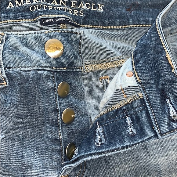 American Eagle Tomboy Jeans - Picture 5 of 6